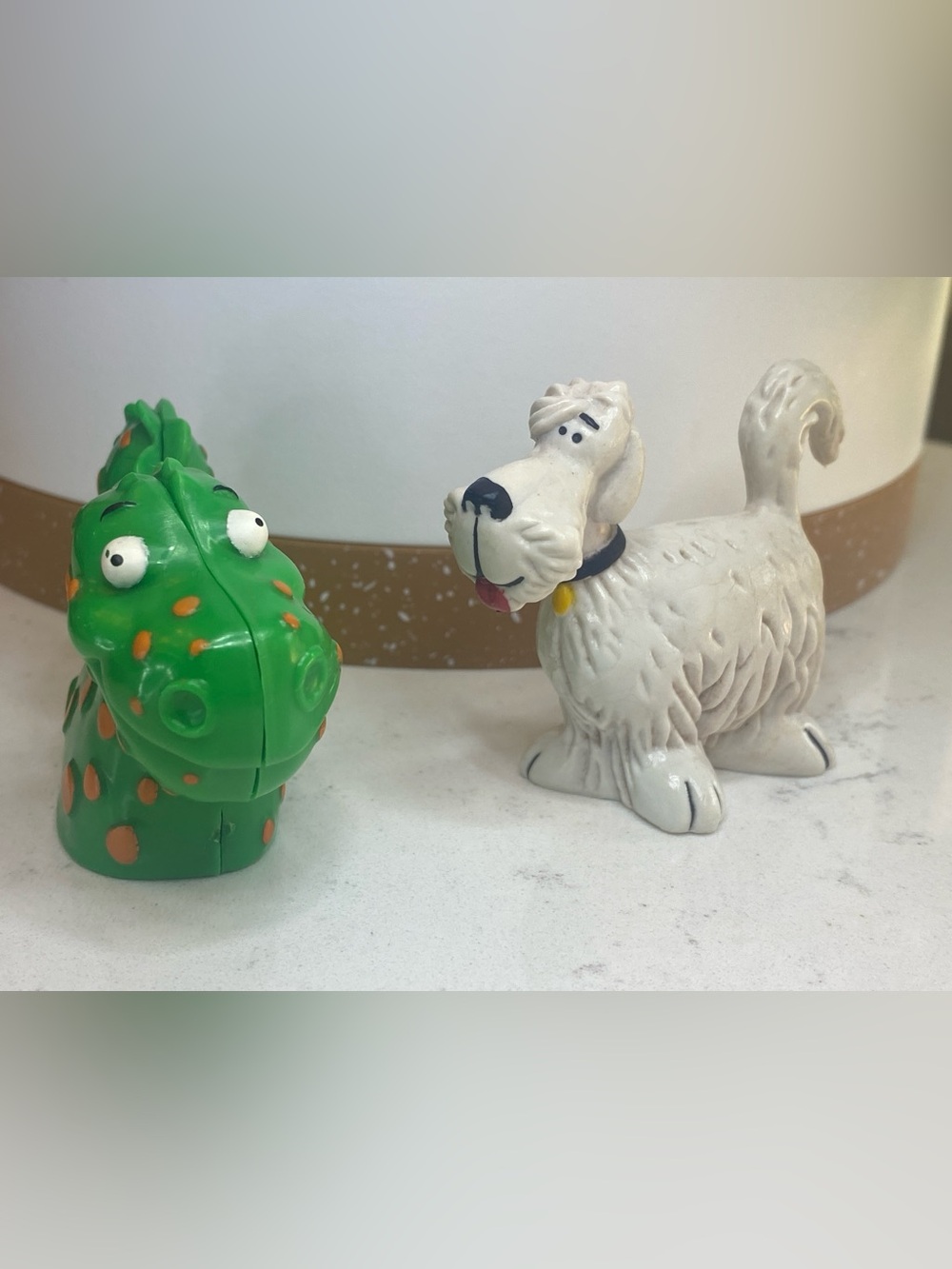 Vintage 1994 Dennis the Menace Ruff the Dog PVC Figure Dairy Queen w Dino Case